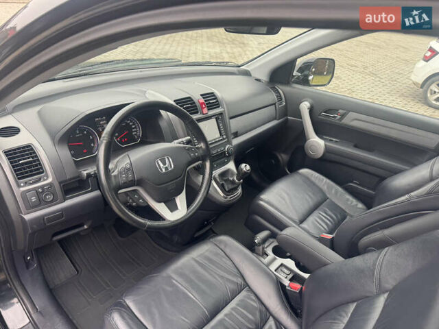 Черный Хонда СРВ, объемом двигателя 2.2 л и пробегом 185 тыс. км за 10600 $, фото 23 на Automoto.ua