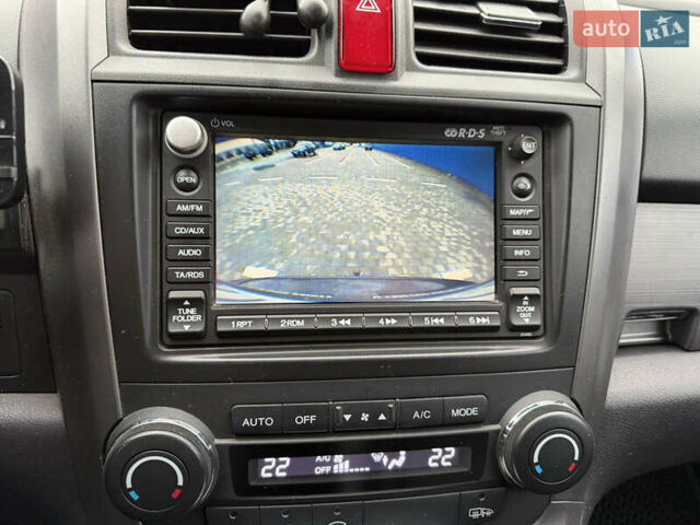 Черный Хонда СРВ, объемом двигателя 2.2 л и пробегом 257 тыс. км за 10400 $, фото 15 на Automoto.ua