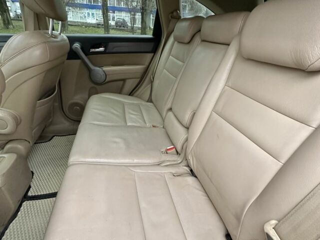 Чорний Хонда СРВ, об'ємом двигуна 2.4 л та пробігом 265 тис. км за 8850 $, фото 5 на Automoto.ua