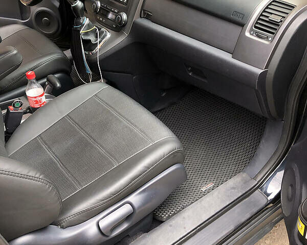 Черный Хонда СРВ, объемом двигателя 2.2 л и пробегом 297 тыс. км за 8999 $, фото 29 на Automoto.ua