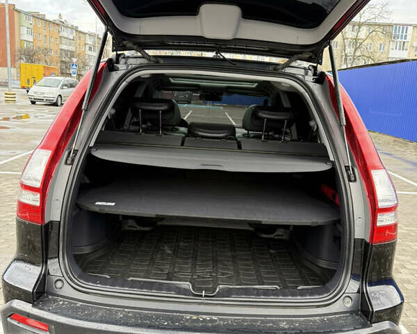 Черный Хонда СРВ, объемом двигателя 2.2 л и пробегом 257 тыс. км за 10400 $, фото 20 на Automoto.ua