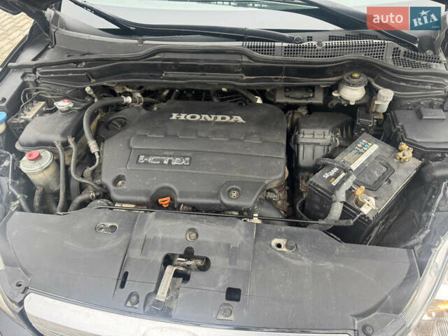 Черный Хонда СРВ, объемом двигателя 2.2 л и пробегом 185 тыс. км за 10600 $, фото 17 на Automoto.ua