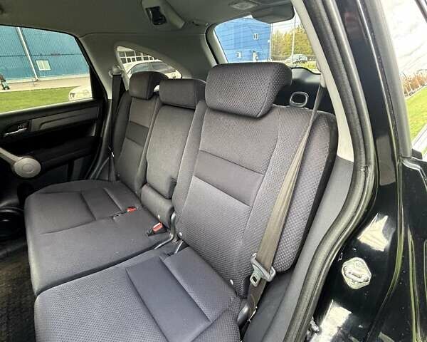 Черный Хонда СРВ, объемом двигателя 2 л и пробегом 234 тыс. км за 9600 $, фото 10 на Automoto.ua