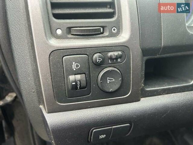 Черный Хонда СРВ, объемом двигателя 2 л и пробегом 180 тыс. км за 10700 $, фото 10 на Automoto.ua