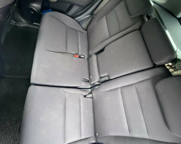 Черный Хонда СРВ, объемом двигателя 2 л и пробегом 251 тыс. км за 9500 $, фото 6 на Automoto.ua