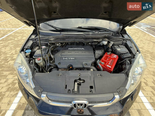 Черный Хонда СРВ, объемом двигателя 2.2 л и пробегом 257 тыс. км за 10400 $, фото 23 на Automoto.ua