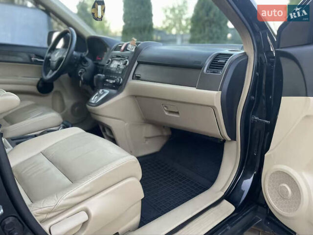 Черный Хонда СРВ, объемом двигателя 2 л и пробегом 238 тыс. км за 9900 $, фото 9 на Automoto.ua