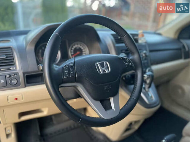 Черный Хонда СРВ, объемом двигателя 2 л и пробегом 238 тыс. км за 9900 $, фото 6 на Automoto.ua