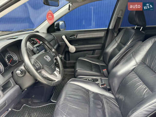 Черный Хонда СРВ, объемом двигателя 2.2 л и пробегом 257 тыс. км за 10400 $, фото 17 на Automoto.ua