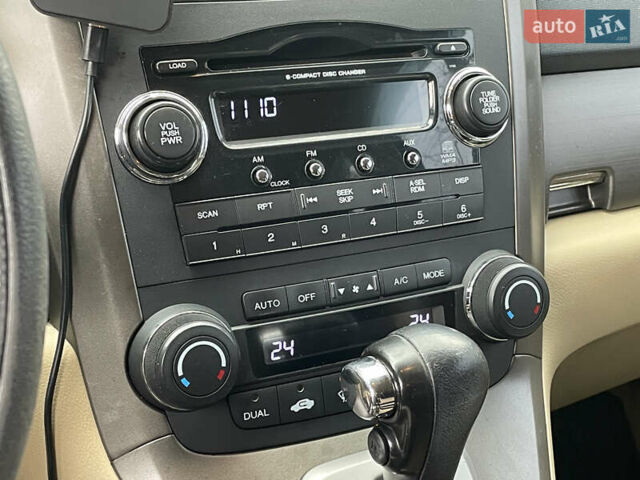 Черный Хонда СРВ, объемом двигателя 2.4 л и пробегом 254 тыс. км за 10500 $, фото 17 на Automoto.ua