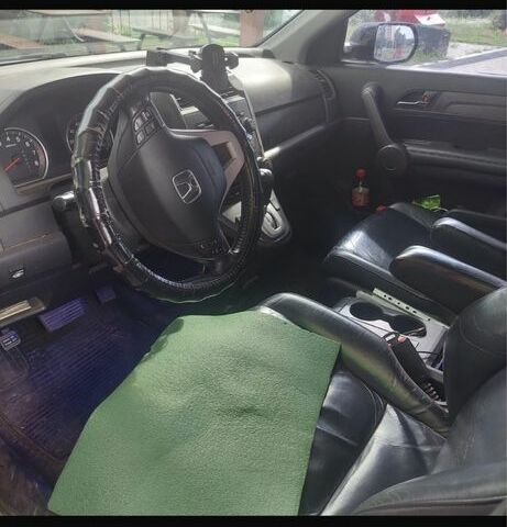 Чорний Хонда СРВ, об'ємом двигуна 2.4 л та пробігом 300 тис. км за 10000 $, фото 2 на Automoto.ua