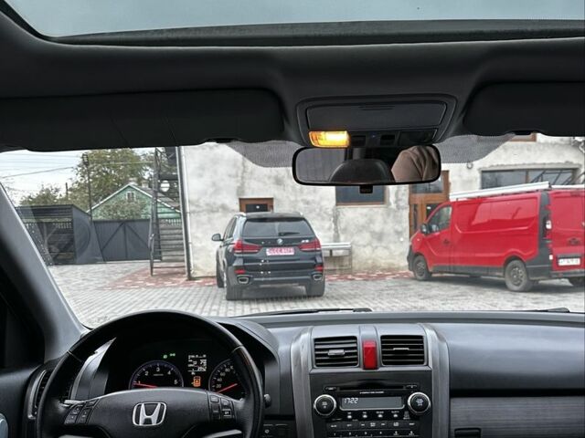 Черный Хонда СРВ, объемом двигателя 2.2 л и пробегом 285 тыс. км за 10700 $, фото 5 на Automoto.ua