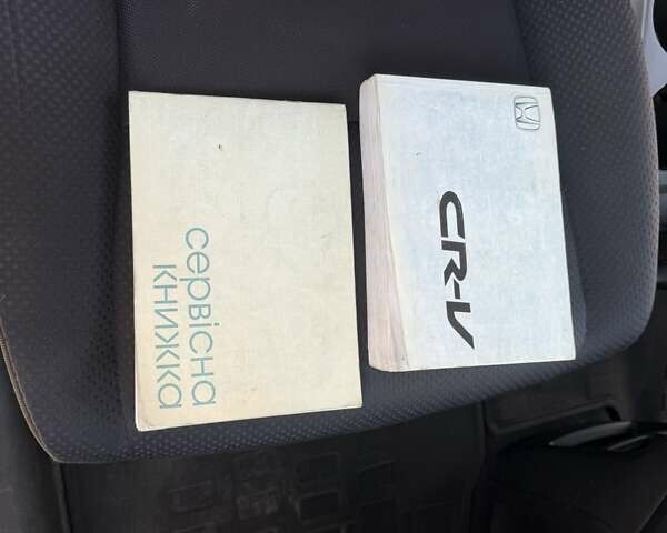 Черный Хонда СРВ, объемом двигателя 2.35 л и пробегом 258 тыс. км за 13500 $, фото 10 на Automoto.ua