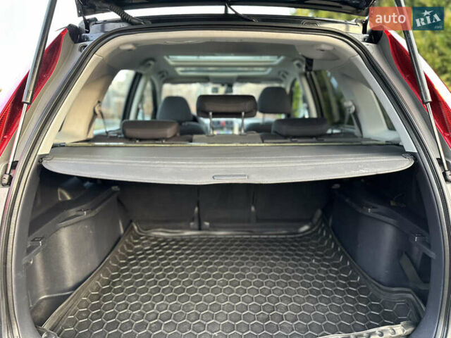 Черный Хонда СРВ, объемом двигателя 2.2 л и пробегом 165 тыс. км за 10499 $, фото 106 на Automoto.ua