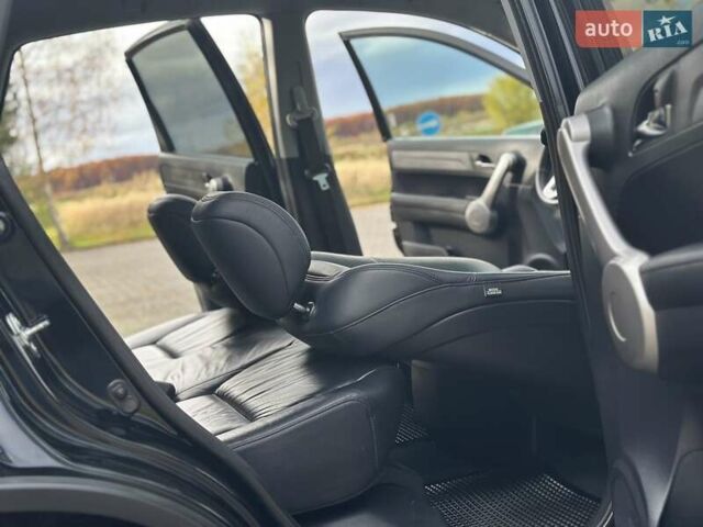 Черный Хонда СРВ, объемом двигателя 2 л и пробегом 185 тыс. км за 10750 $, фото 13 на Automoto.ua