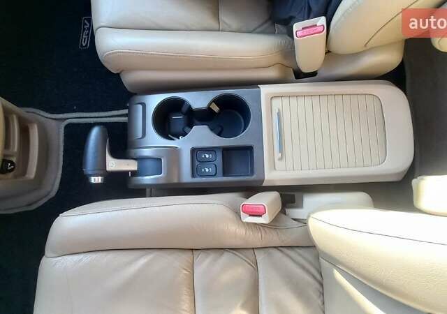 Черный Хонда СРВ, объемом двигателя 2 л и пробегом 157 тыс. км за 13500 $, фото 5 на Automoto.ua