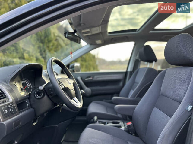 Черный Хонда СРВ, объемом двигателя 2.2 л и пробегом 165 тыс. км за 10499 $, фото 74 на Automoto.ua