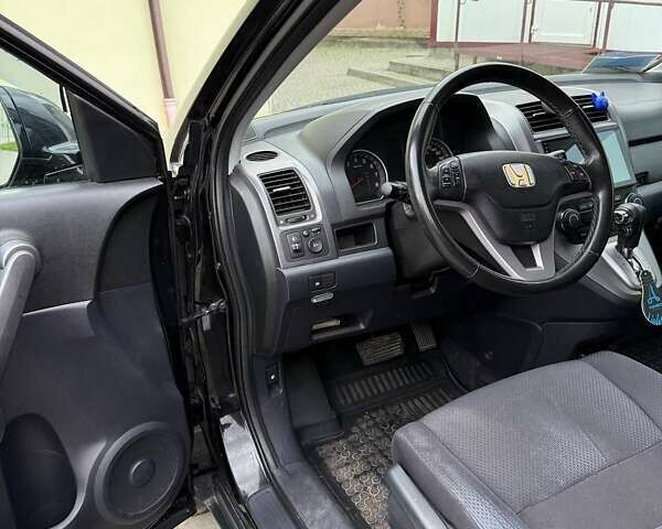 Черный Хонда СРВ, объемом двигателя 2 л и пробегом 202 тыс. км за 12500 $, фото 6 на Automoto.ua