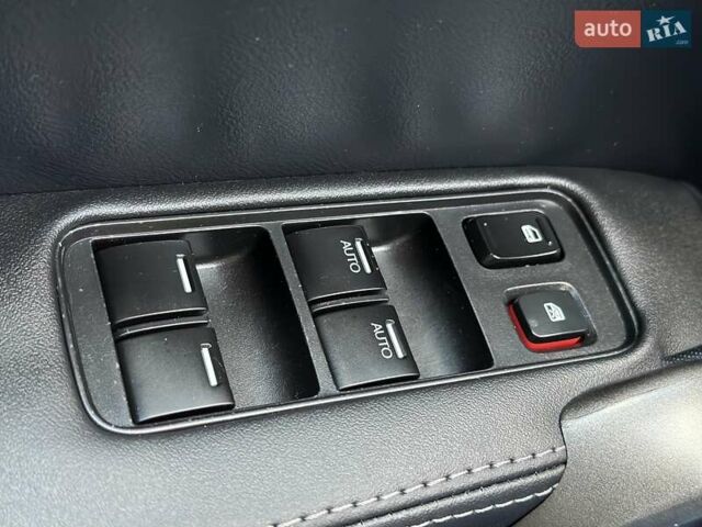 Черный Хонда СРВ, объемом двигателя 2 л и пробегом 178 тыс. км за 10999 $, фото 60 на Automoto.ua