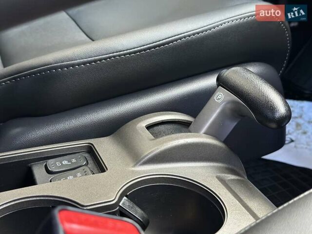 Черный Хонда СРВ, объемом двигателя 2 л и пробегом 178 тыс. км за 10999 $, фото 59 на Automoto.ua