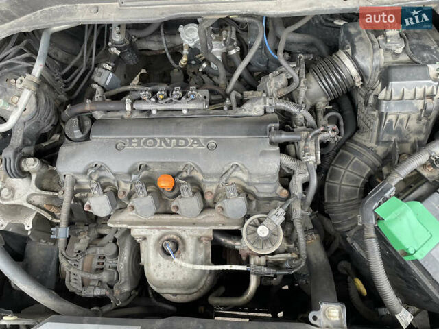 Черный Хонда СРВ, объемом двигателя 2 л и пробегом 279 тыс. км за 11400 $, фото 22 на Automoto.ua