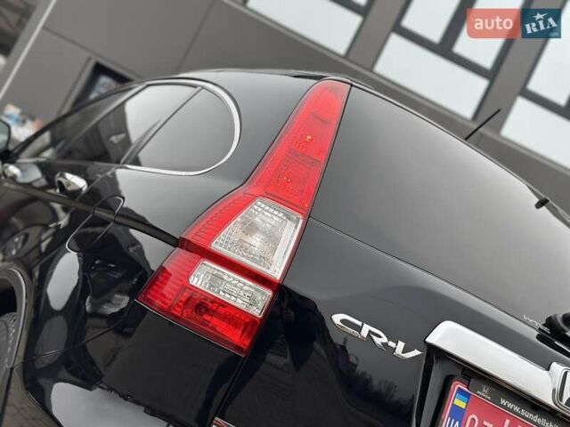 Чорний Хонда СРВ, об'ємом двигуна 2 л та пробігом 185 тис. км за 10150 $, фото 37 на Automoto.ua
