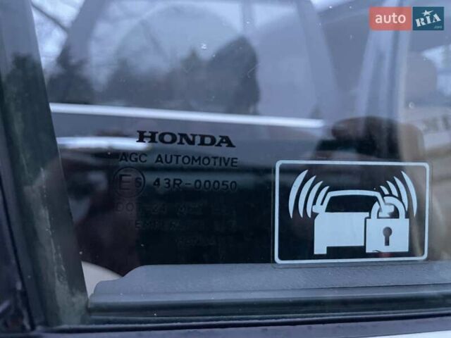 Чорний Хонда СРВ, об'ємом двигуна 2.2 л та пробігом 344 тис. км за 9300 $, фото 16 на Automoto.ua