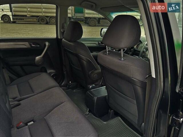 Черный Хонда СРВ, объемом двигателя 2.4 л и пробегом 164 тыс. км за 10999 $, фото 7 на Automoto.ua