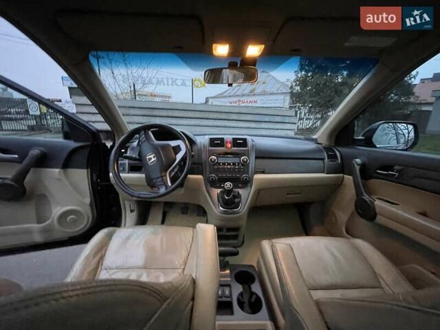 Чорний Хонда СРВ, об'ємом двигуна 2.2 л та пробігом 344 тис. км за 9300 $, фото 24 на Automoto.ua