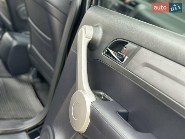 Чорний Хонда СРВ, об'ємом двигуна 2 л та пробігом 185 тис. км за 10150 $, фото 80 на Automoto.ua