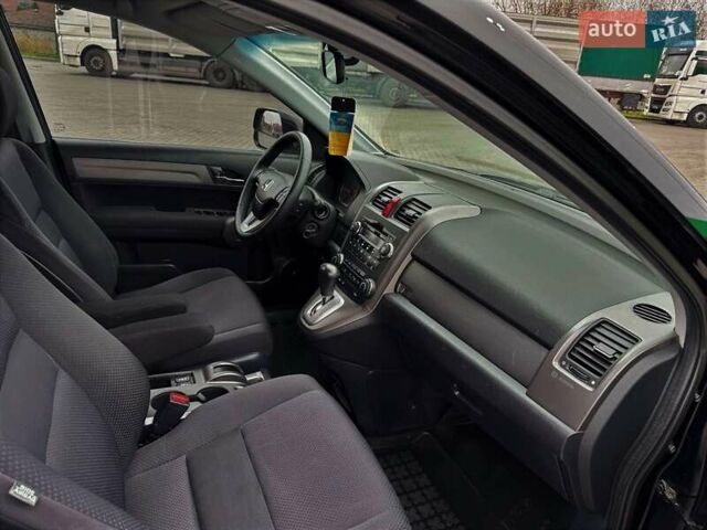 Черный Хонда СРВ, объемом двигателя 2.4 л и пробегом 164 тыс. км за 10999 $, фото 8 на Automoto.ua