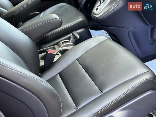 Черный Хонда СРВ, объемом двигателя 2 л и пробегом 178 тыс. км за 10999 $, фото 73 на Automoto.ua