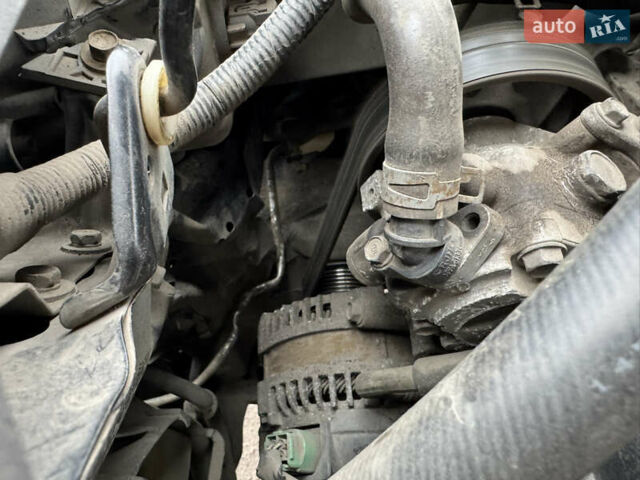 Черный Хонда СРВ, объемом двигателя 2.35 л и пробегом 240 тыс. км за 6900 $, фото 49 на Automoto.ua