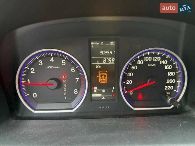 Черный Хонда СРВ, объемом двигателя 2 л и пробегом 202 тыс. км за 12500 $, фото 4 на Automoto.ua