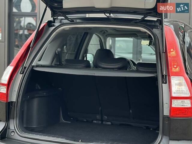 Чорний Хонда СРВ, об'ємом двигуна 2 л та пробігом 185 тис. км за 10150 $, фото 49 на Automoto.ua