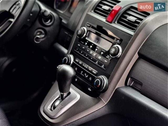 Черный Хонда СРВ, объемом двигателя 2.4 л и пробегом 164 тыс. км за 10999 $, фото 9 на Automoto.ua