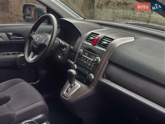 Чорний Хонда СРВ, об'ємом двигуна 2.4 л та пробігом 164 тис. км за 10900 $, фото 6 на Automoto.ua