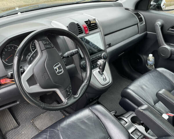 Черный Хонда СРВ, объемом двигателя 2 л и пробегом 279 тыс. км за 11400 $, фото 2 на Automoto.ua