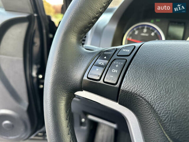 Черный Хонда СРВ, объемом двигателя 2.2 л и пробегом 165 тыс. км за 10499 $, фото 64 на Automoto.ua