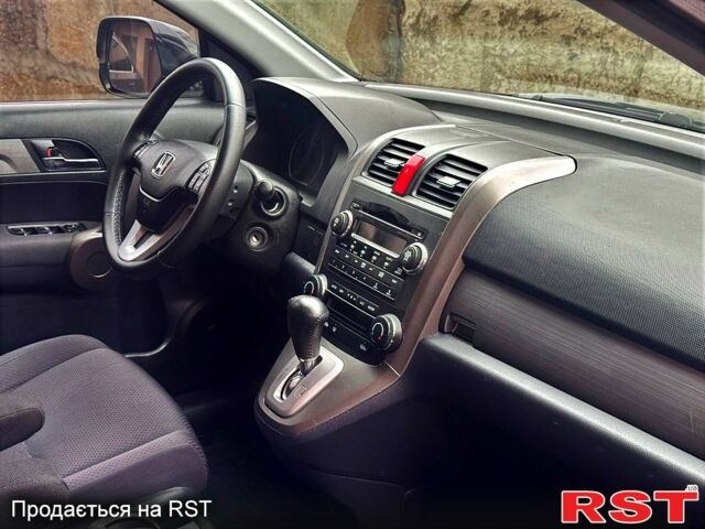 Черный Хонда СРВ, объемом двигателя 2.4 л и пробегом 164 тыс. км за 10900 $, фото 6 на Automoto.ua