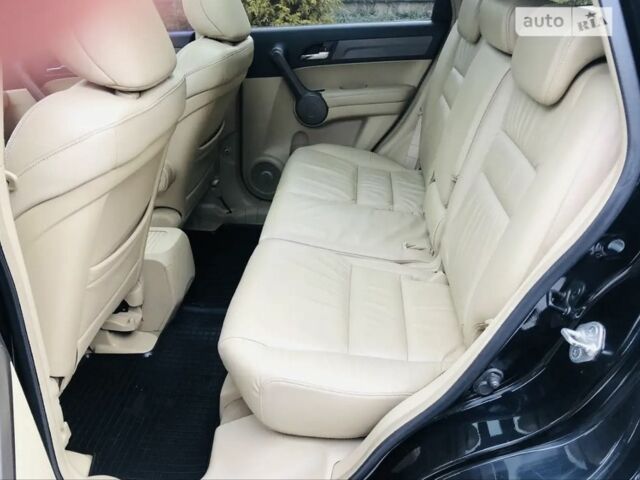 Черный Хонда СРВ, объемом двигателя 2.4 л и пробегом 132 тыс. км за 11000 $, фото 6 на Automoto.ua