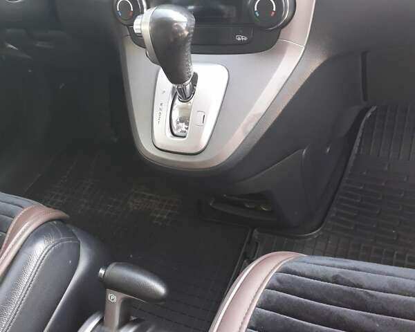 Чорний Хонда СРВ, об'ємом двигуна 2.4 л та пробігом 265 тис. км за 12200 $, фото 4 на Automoto.ua