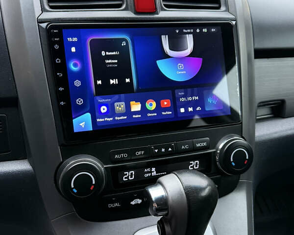 Черный Хонда СРВ, объемом двигателя 2.35 л и пробегом 141 тыс. км за 13000 $, фото 5 на Automoto.ua