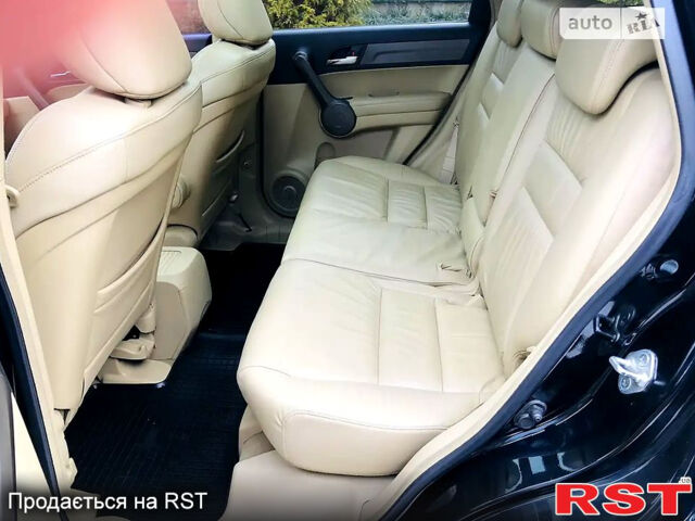 Черный Хонда СРВ, объемом двигателя 2.4 л и пробегом 131 тыс. км за 11000 $, фото 9 на Automoto.ua