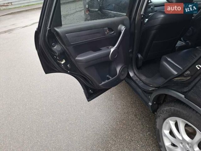 Чорний Хонда СРВ, об'ємом двигуна 2.4 л та пробігом 253 тис. км за 11800 $, фото 8 на Automoto.ua