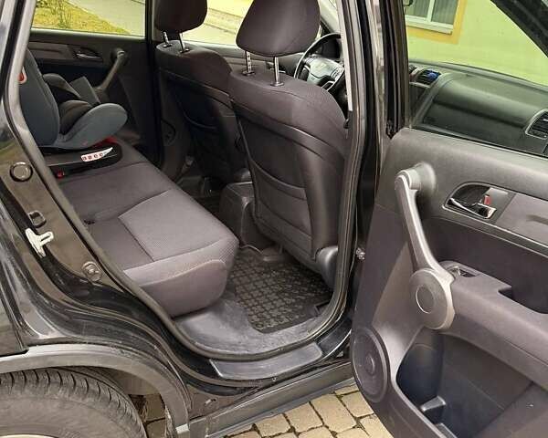 Черный Хонда СРВ, объемом двигателя 2 л и пробегом 202 тыс. км за 12500 $, фото 14 на Automoto.ua