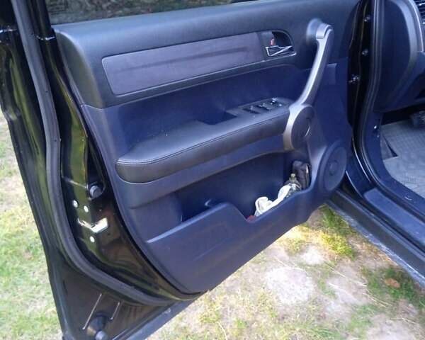 Черный Хонда СРВ, объемом двигателя 2.35 л и пробегом 145 тыс. км за 10300 $, фото 58 на Automoto.ua