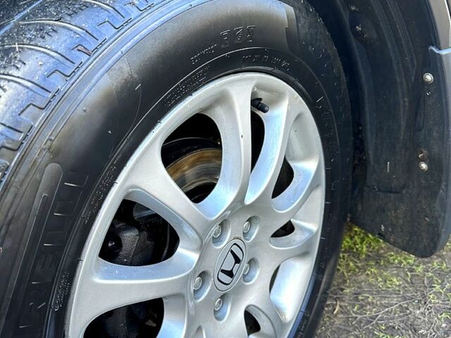 Черный Хонда СРВ, объемом двигателя 2.4 л и пробегом 133 тыс. км за 9999 $, фото 9 на Automoto.ua