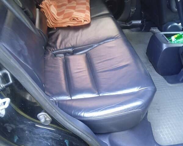 Черный Хонда СРВ, объемом двигателя 2.35 л и пробегом 145 тыс. км за 10500 $, фото 12 на Automoto.ua