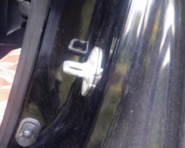 Черный Хонда СРВ, объемом двигателя 2.35 л и пробегом 145 тыс. км за 10300 $, фото 15 на Automoto.ua